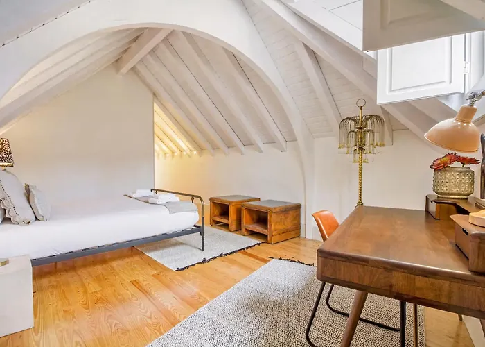 アパート Mouzinho 202 *